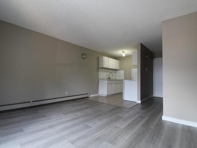 Apartment for rent in Wedgewood, Alberta