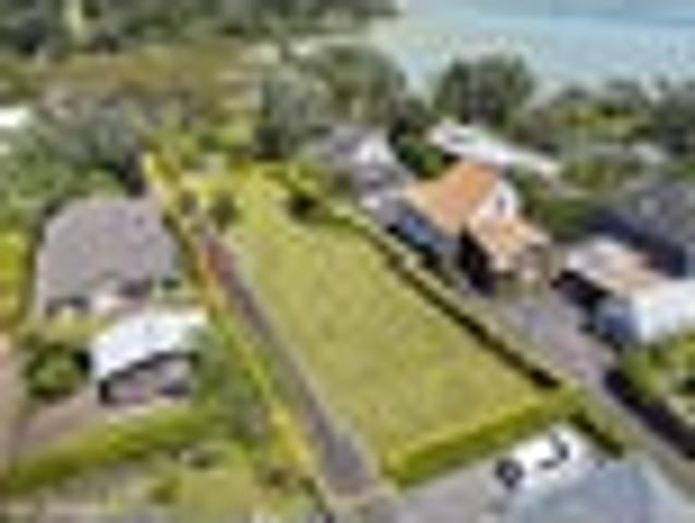 Land for sale in Wairau Valley