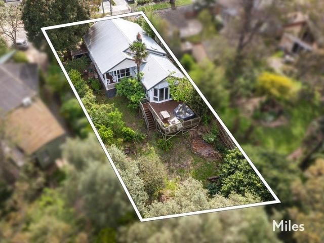 House for sale in Ivanhoe, Melbourne