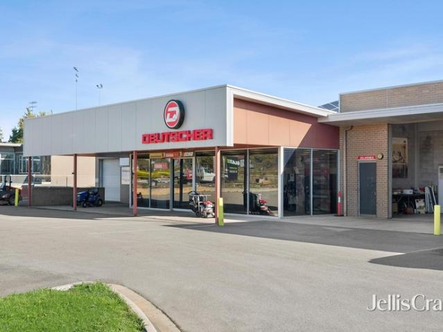Warehouse for sale in Ballarat, Victoria