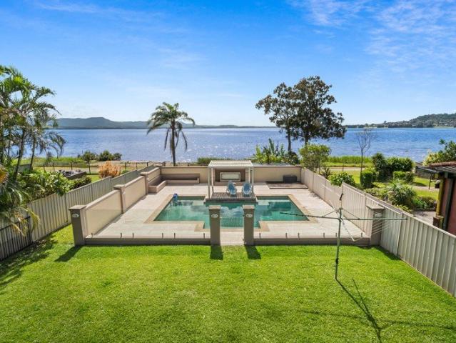 House for sale in Oak Flats Dc, New South Wales