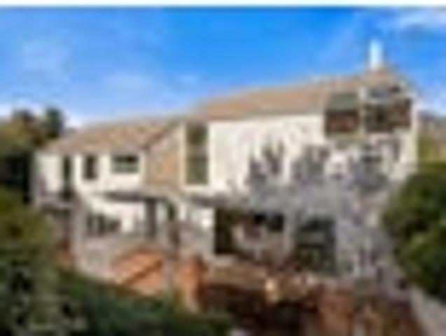 House for sale in Otakou