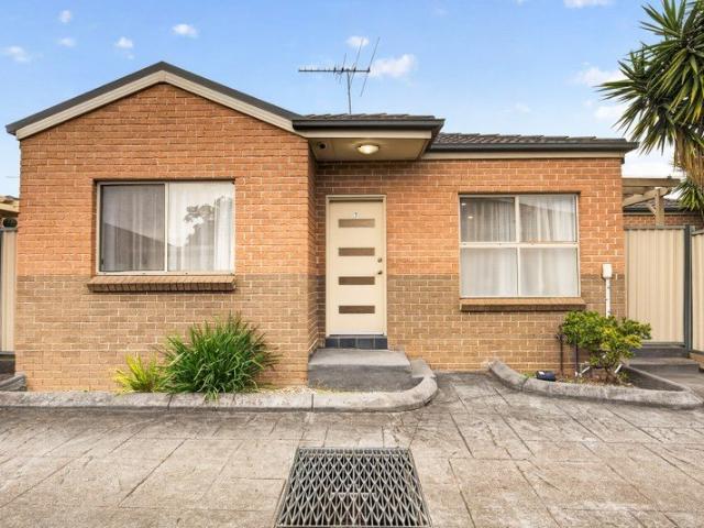 Villa for sale in Sydney, New South Wales