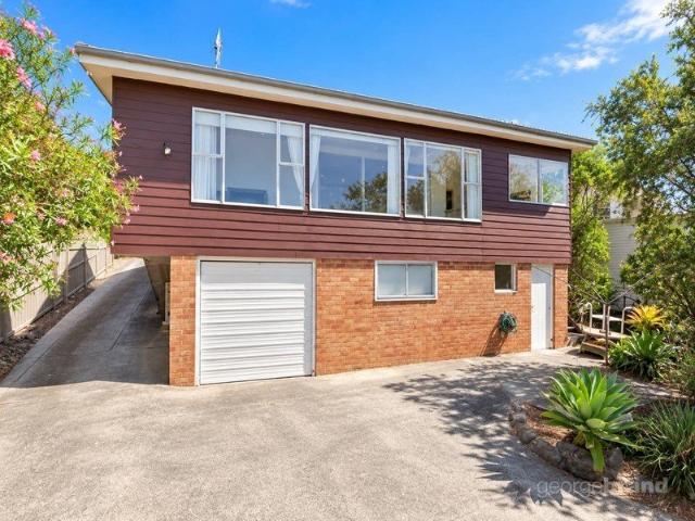 House for rent in Wamberal, Gosford