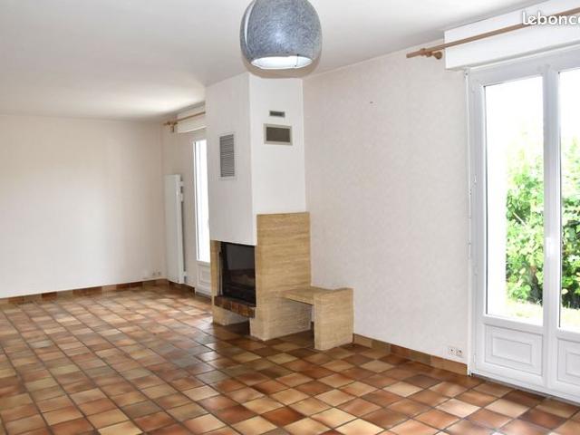 Maison vente à Alençon, Pacé