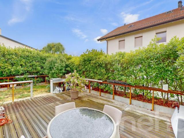 Reihenfamilienhaus kaufen in Confignon