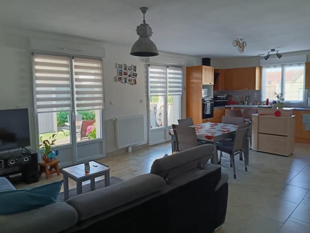 Maison location à Clermont, Avrigny