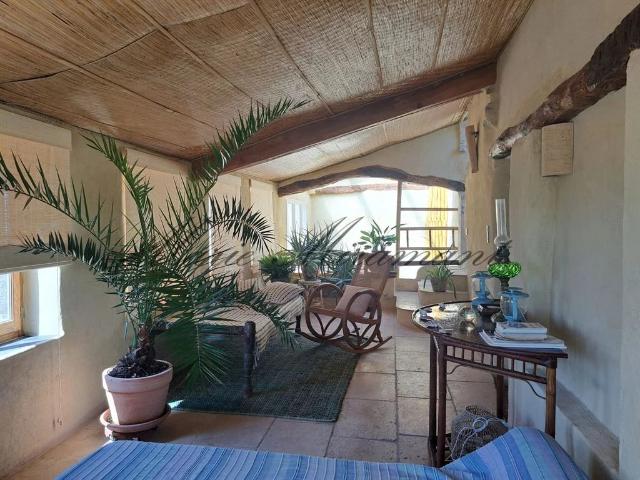Local Commercial vente à Carpentras, Vaison-la-romaine