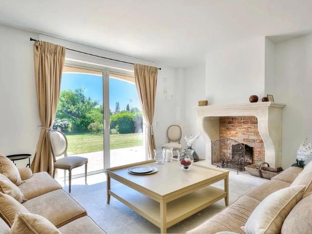 Maison location à Grasse, Châteauneuf-grasse