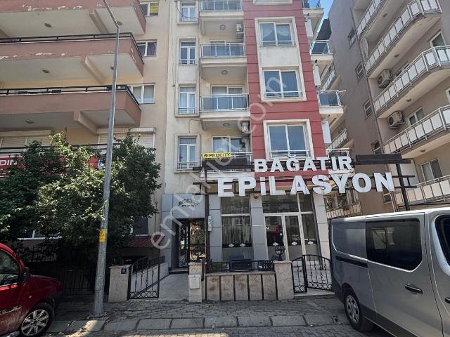 Adnan Menderes Mahallesi, Efeler içerisinde kiralık mülk