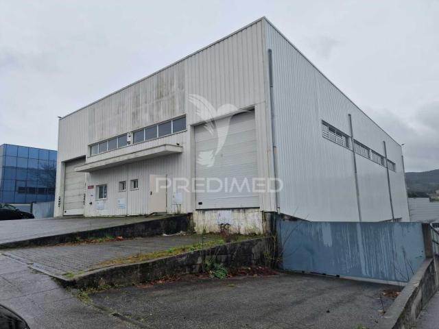 Armazém alugar em Fafe, Braga