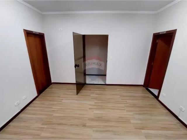 Ponto Comercial aluguel em Região Imediata de São José dos Campos, Região Metropolitana do Vale do Paraíba e Litoral Norte