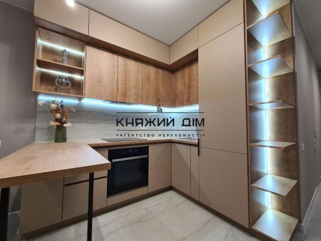 Квартира продажа в Романкове