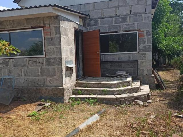Дом продажа в Дергачах, Донецкой области