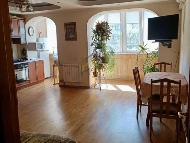 Квартира продажа в Евпатория
