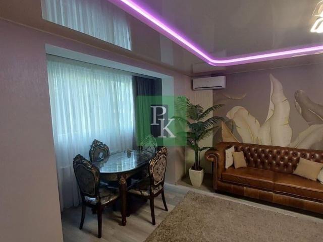 Квартира продажа в Севастополь