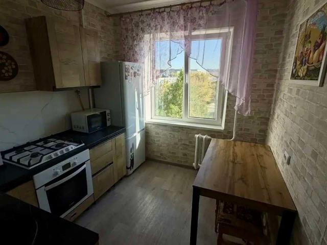 Квартира продажа в 9-й микрорайон, Евпатория