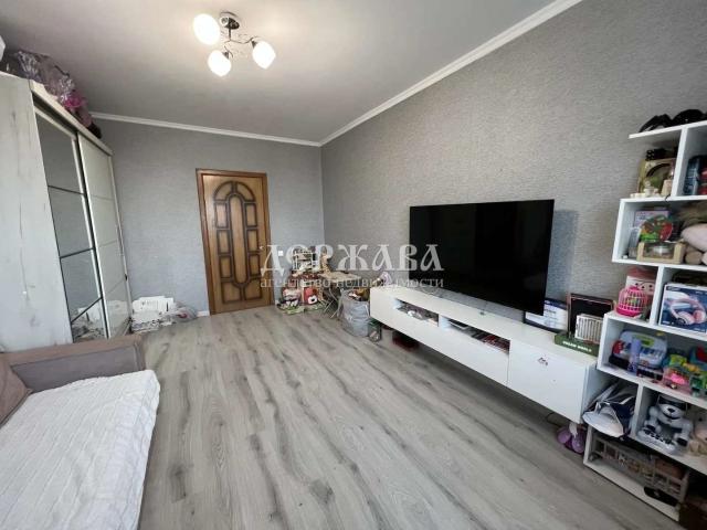 Квартира продажа в микрорайон Конева, Старый Оскол