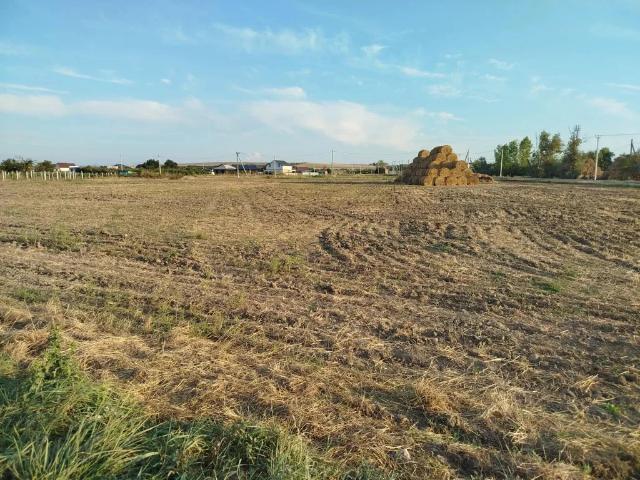 Участок продажа в Старотитаровская Ст-ца, Краснодарский Край