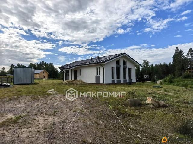 Дом продажа в Ленинградская область