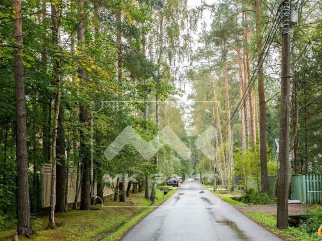Дом продажа в Комарово С