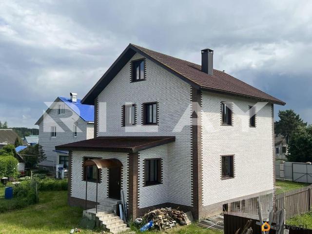 Дом продажа в Дзержинский район, Дворцы Д