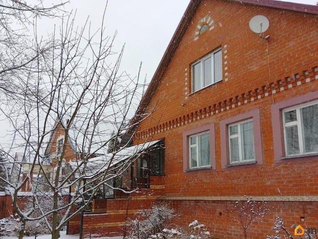 Дом продажа в Дзержинский район, Дворцы Д
