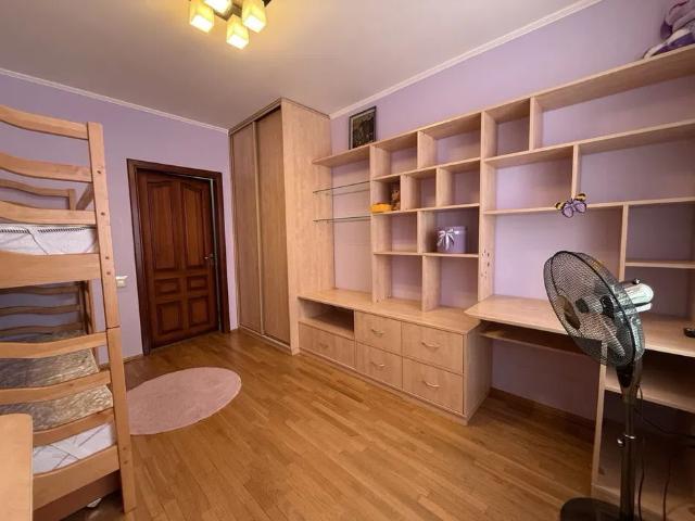 Квартира продажа в Перемога, Київ
