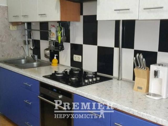 Квартира продажа в Великодолинском, Днепропетровской области