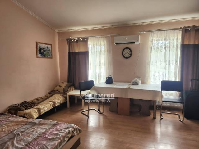 Квартира продажа в Великодолинском, Днепропетровской области