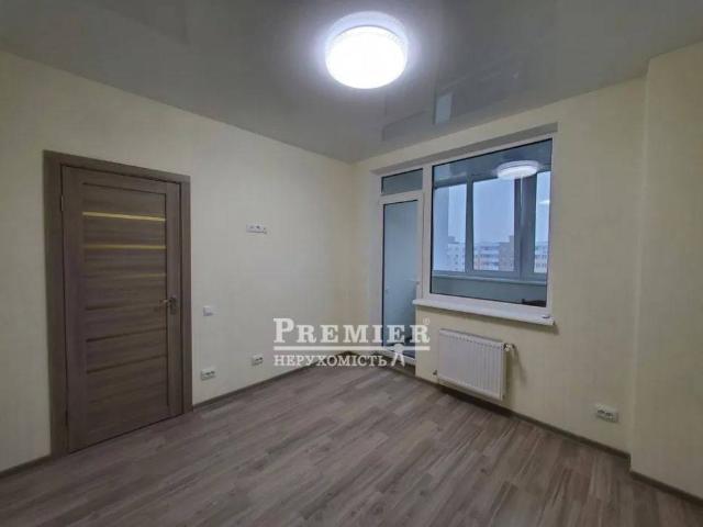 Квартира продажа в Великодолинском, Днепропетровской области