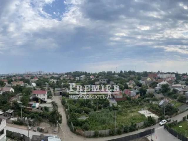 Квартира продажа в Великодолинском, Днепропетровской области