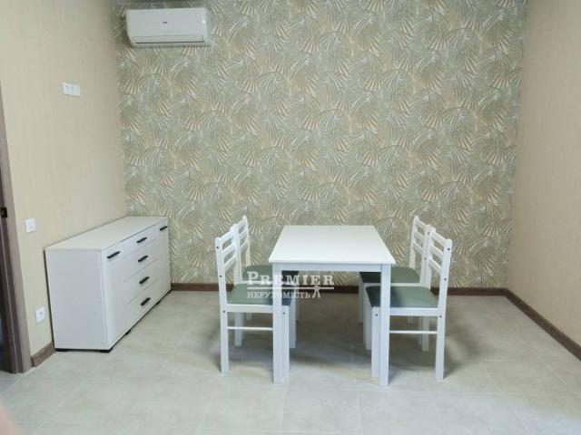 Квартира продажа в Великодолинском, Днепропетровской области