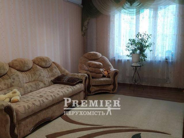 Квартира продажа в Великодолинском, Днепропетровской области