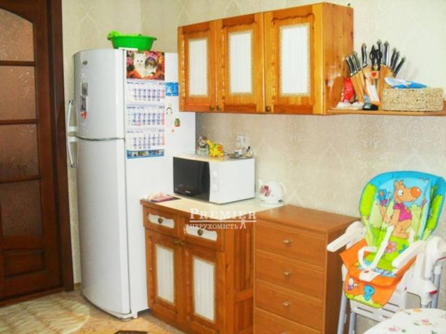 Квартира продажа в Великодолинском, Днепропетровской области