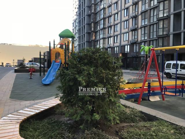 Квартира продажа в Великодолинском, Днепропетровской области