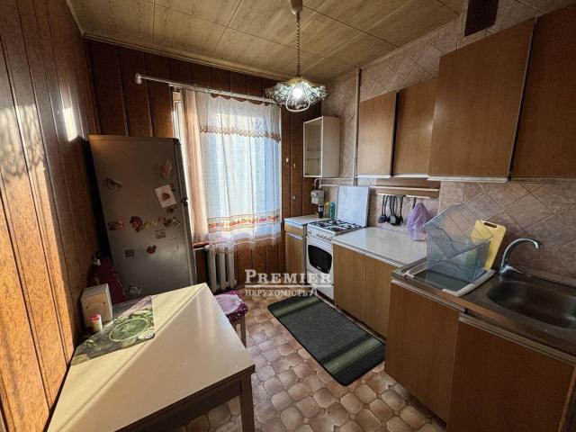 Квартира продажа в Великодолинском, Днепропетровской области