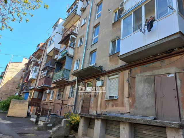 Квартира продажа в Великодолинском, Днепропетровской области