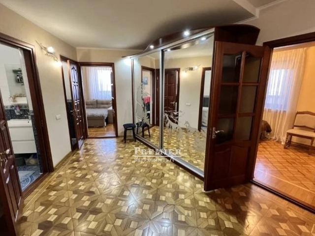 Квартира продажа в Великодолинском, Днепропетровской области