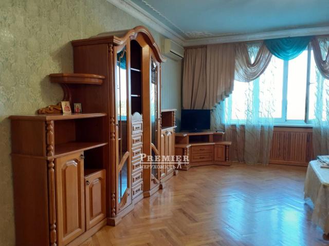 Квартира продажа в Великодолинском, Днепропетровской области