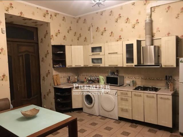 Квартира продажа в Великодолинском, Днепропетровской области