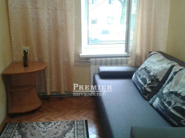 Квартира продажа в Великодолинском, Днепропетровской области
