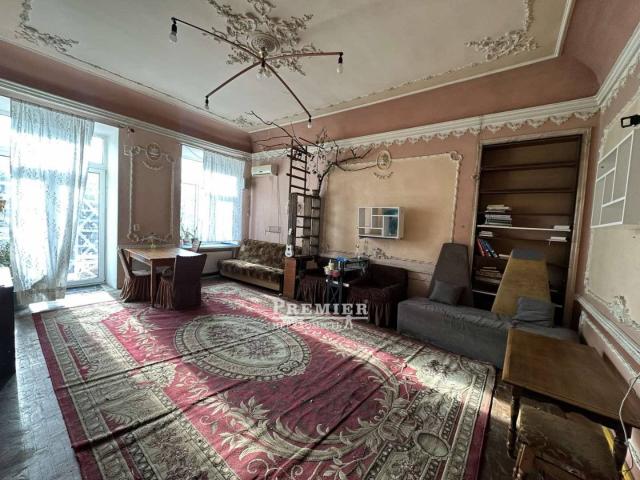 Квартира продажа в Великодолинском, Днепропетровской области