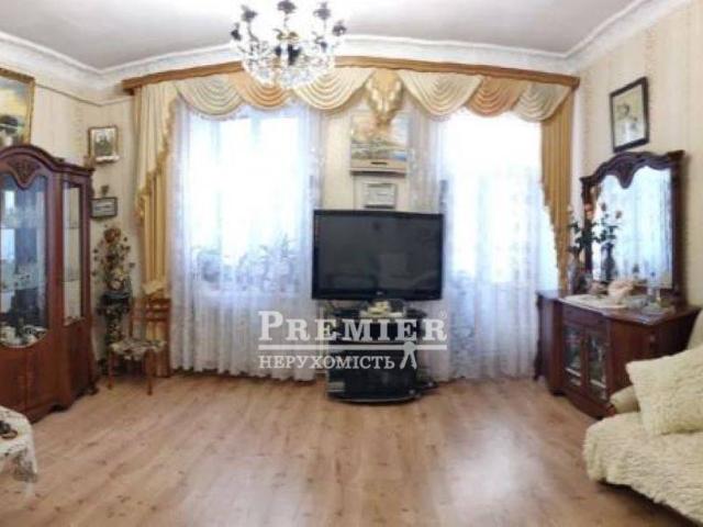 Квартира продажа в Великодолинском, Днепропетровской области