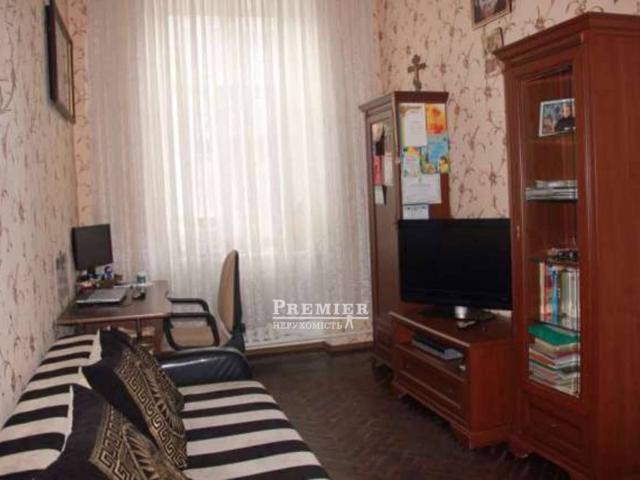 Квартира продажа в Великодолинском, Днепропетровской области