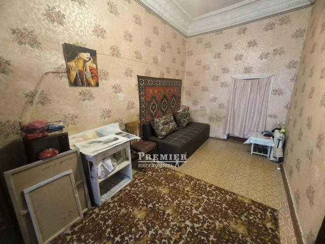Квартира продажа в Великодолинском, Днепропетровской области