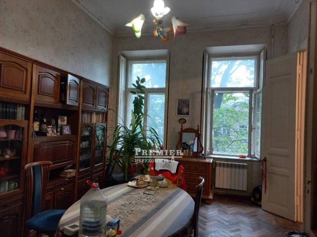 Квартира продажа в Великодолинском, Днепропетровской области