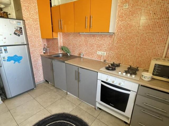 Квартира продажа в Великодолинском, Днепропетровской области