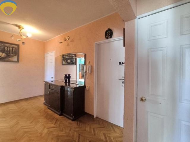 Квартира продажа в Великодолинском, Днепропетровской области