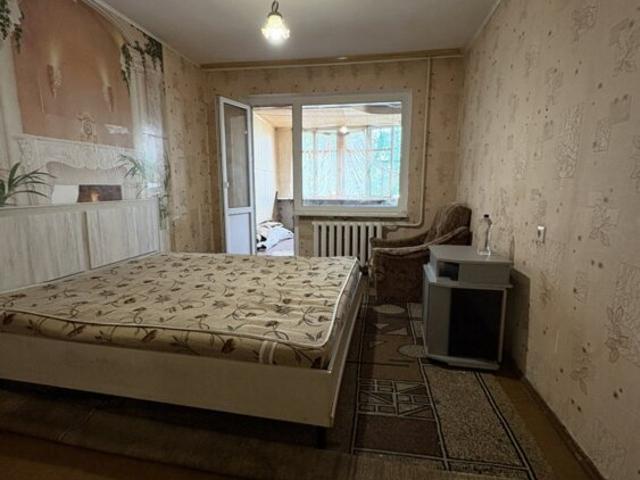 Квартира продажа в Великодолинском, Днепропетровской области